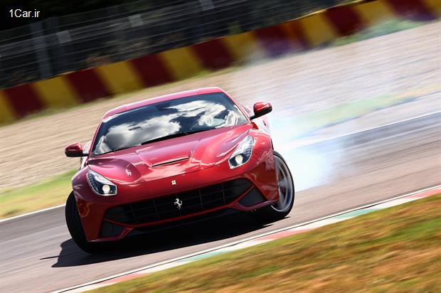 فراری F12 Berlinetta معرفی یکی از بهترینهای فراری: F12 Berlinetta